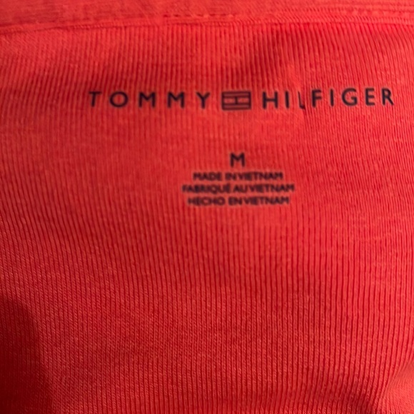 NWTTommy Hilfiger medium T-shirt - Picture 5 of 7